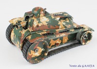 Char � chenilles, m�canique, motif camouflage